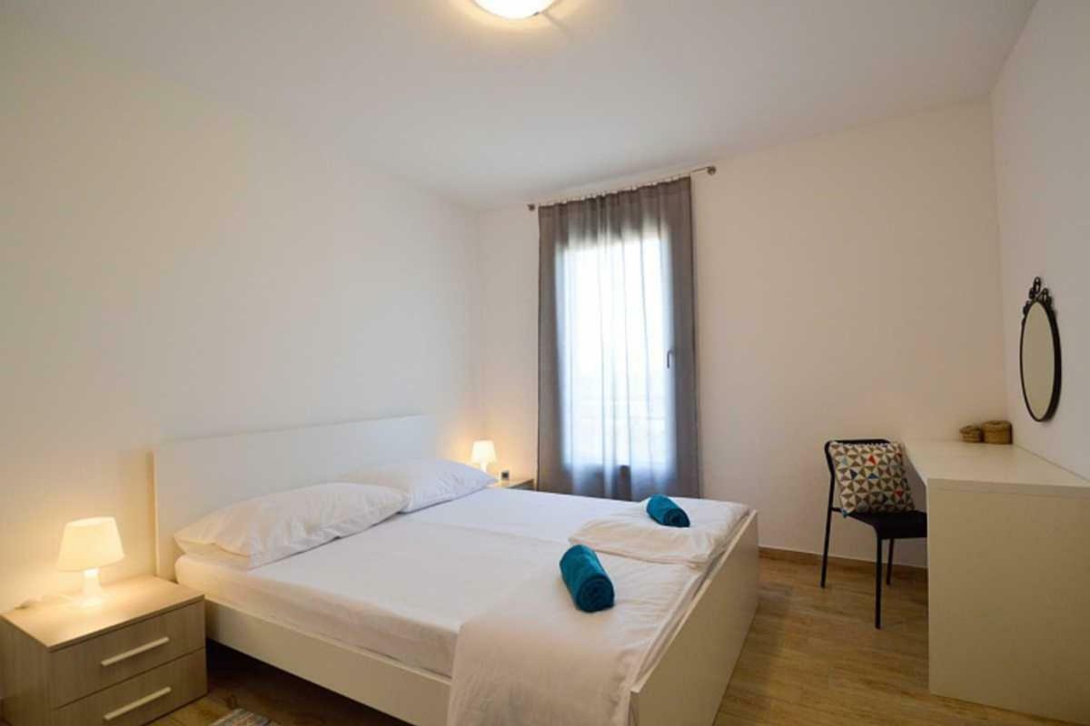 Leut Apartment, 3Min Beach, 15Min Center Πούλα Εξωτερικό φωτογραφία