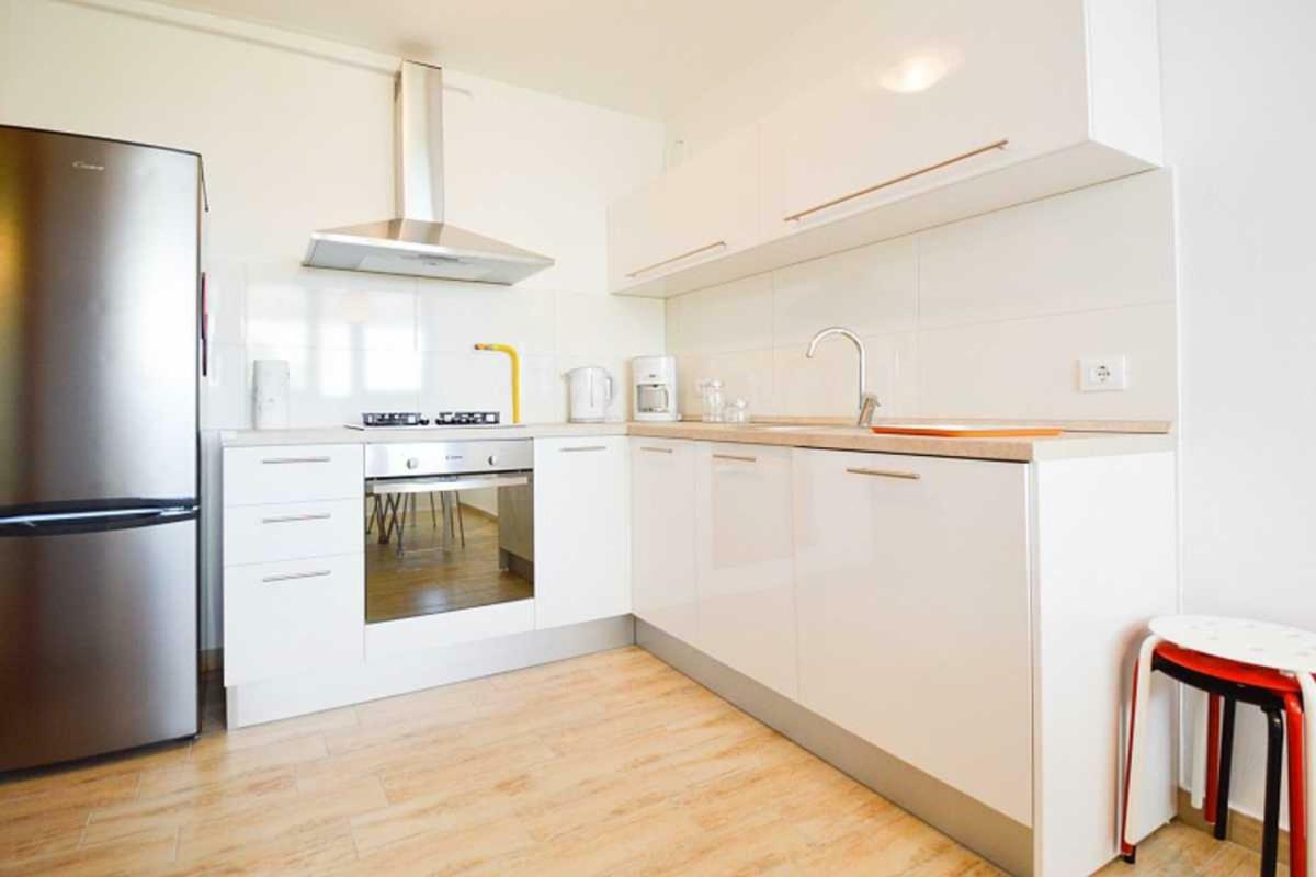 Leut Apartment, 3Min Beach, 15Min Center Πούλα Εξωτερικό φωτογραφία